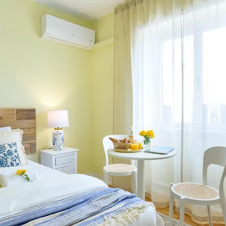 Urban Bliss Ii Guest house *