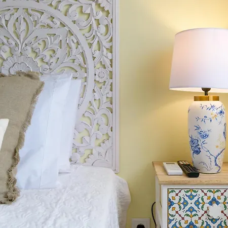 Urban Bliss Ii Guest house *